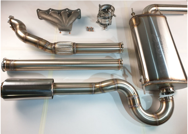 Kraken low mount turbo manifold och 3" helsystem med 200cells kat